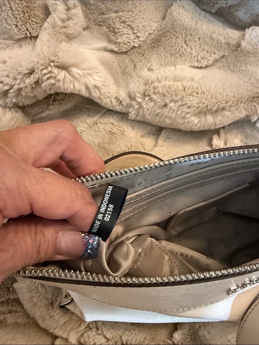 DKNY Cream Patent Crossbody with Silver Hardware - Picture 6 of 12